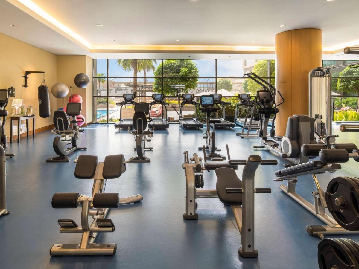 스위스오텔 알 구라이르 두바이 호텔 외부 사진 The gym at the hotel