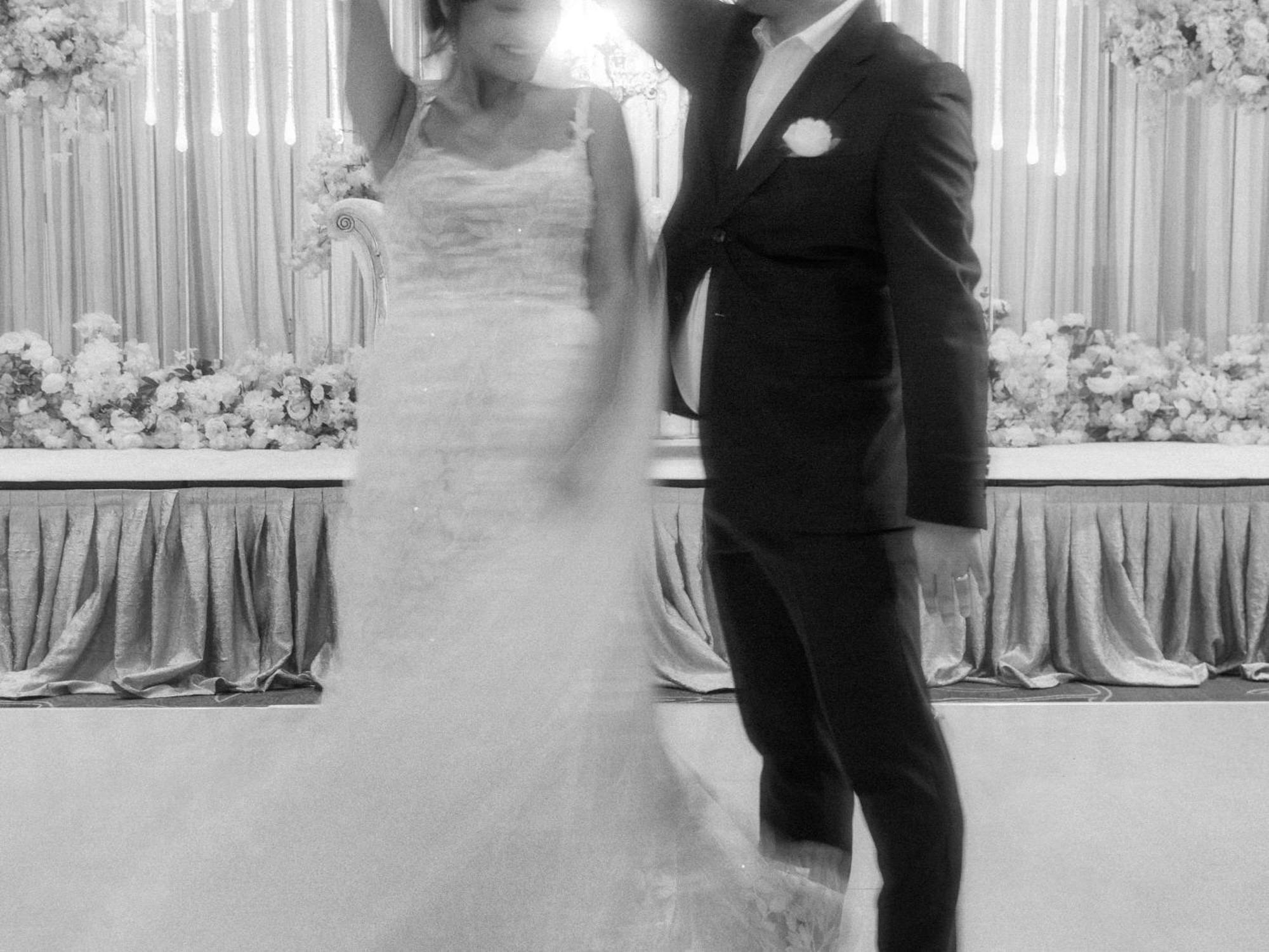 스위스오텔 알 구라이르 두바이 호텔 외부 사진 Wedding of Thai people
